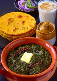 Makkai Roti & Sarson Ka Saag (2 pcs)